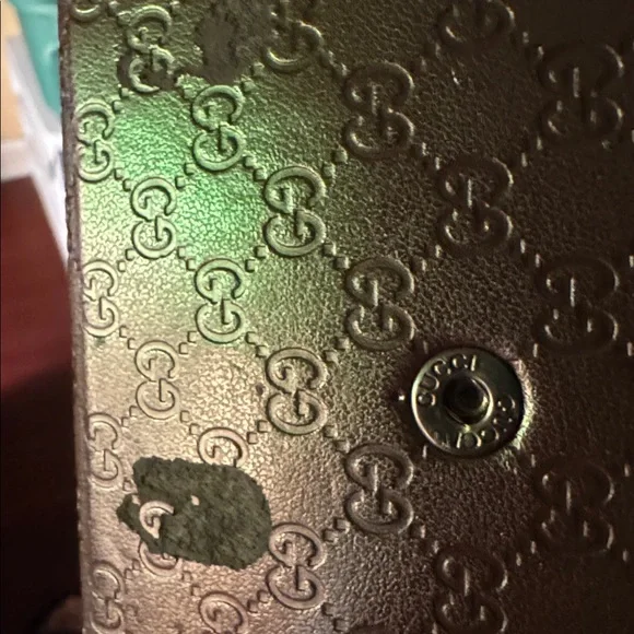 Gucci Textured Brown Sunglasses - Picture 5 of 5